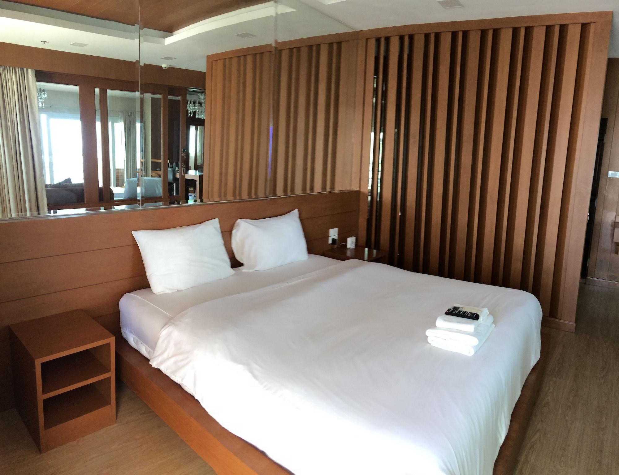 View Talay 6 Condominium By Honey 芭達亞 外观 照片