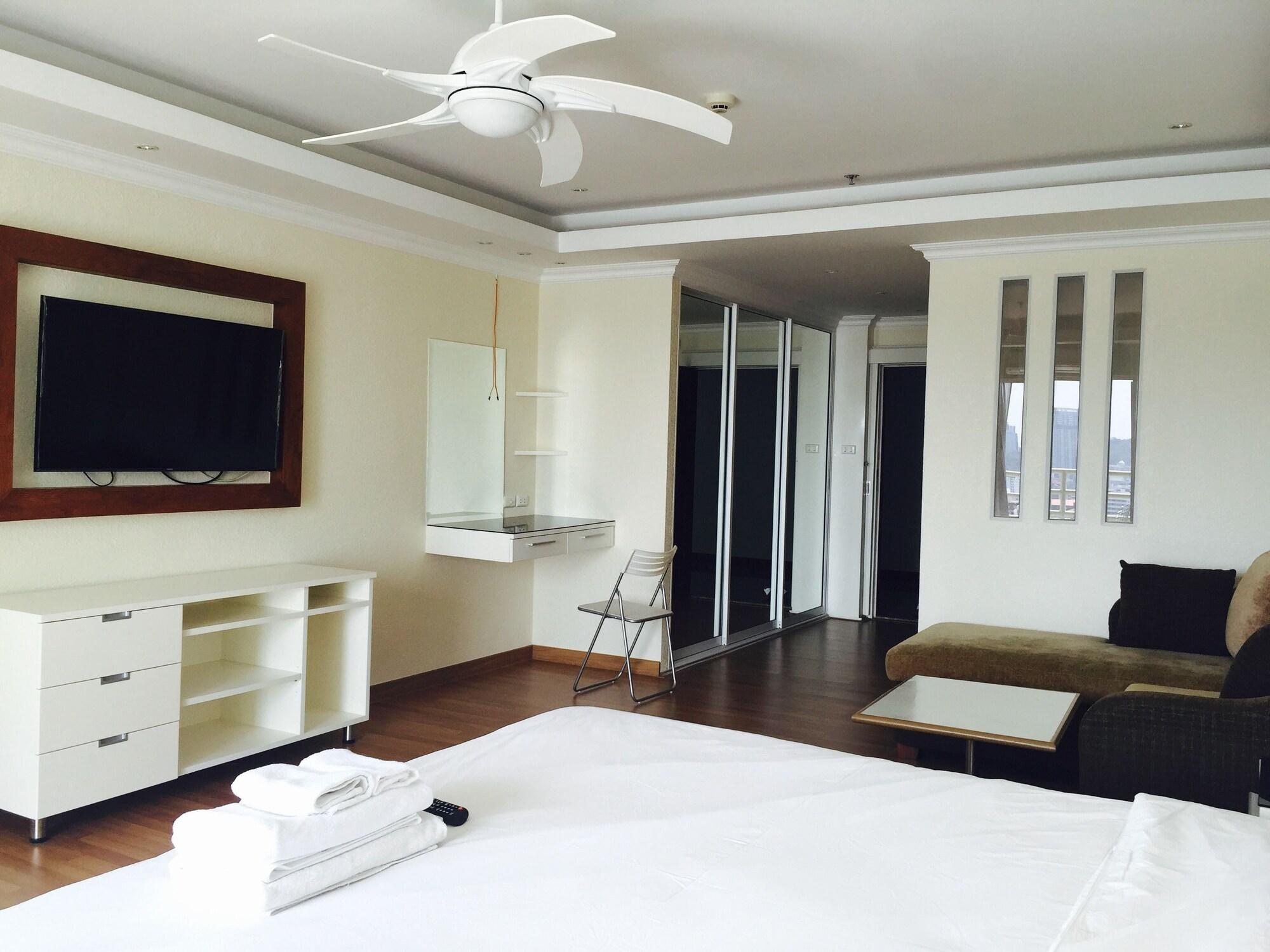 View Talay 6 Condominium By Honey 芭達亞 外观 照片